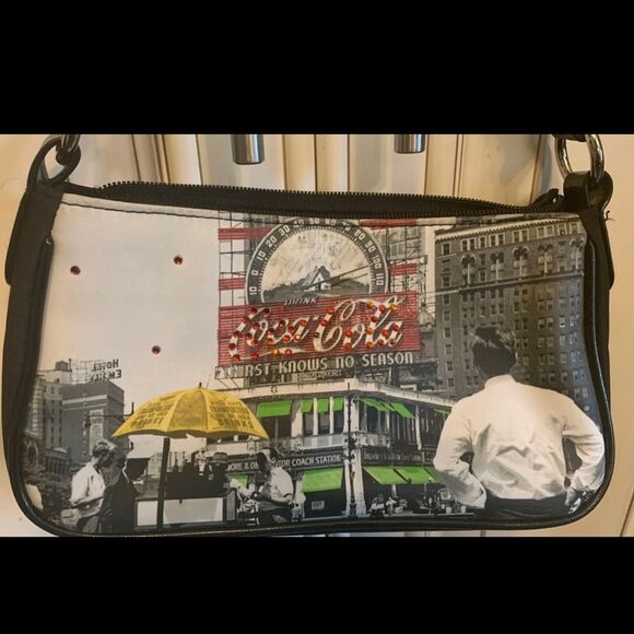 Coca Cola Small Purse LIFE Brand With Rhinestones Drink Hand Bag Down Town Soda - Picture 2 of 5